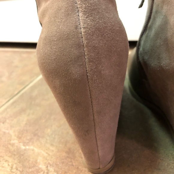 Dolce Vita Leather & Suede platform ankle boots - Picture 6 of 8